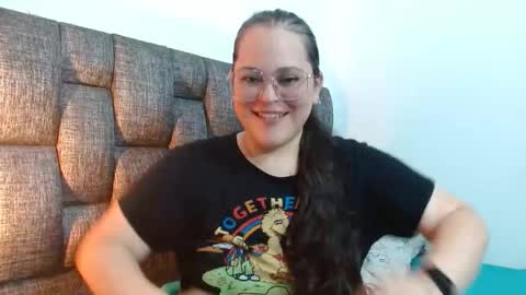 ross_ferrer online show from May 3, 2:49 am