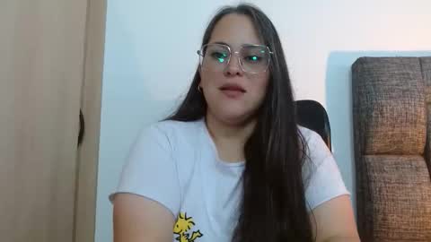 ross_ferrer online show from May 10, 9:06 pm
