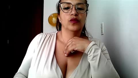 Rossana online show from August 4, 12:35 pm