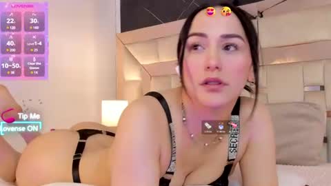   online show from August 5, 3:43 pm