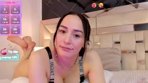   online show from August 5, 4:49 pm