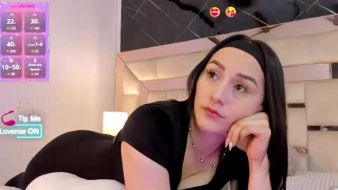   online show from August 10, 3:02 pm