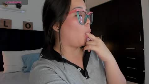 rossie__ online show from August 12, 3:14 pm