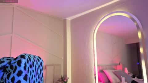 rossiie_hunt_ online show from June 27, 1:25 pm