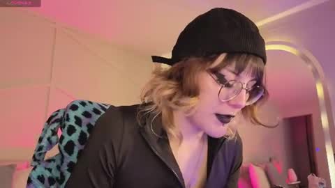 rossiie_hunt_ online show from July 16, 1:23 pm