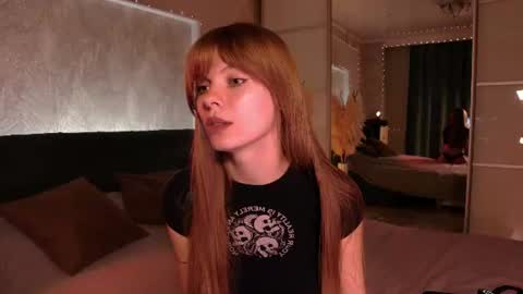 rosy_black_ online show from August 5, 7:34 pm