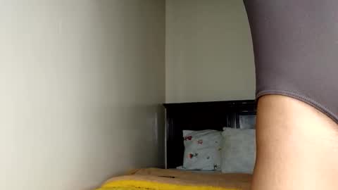 roundbootie online show from June 6, 12:22 pm
