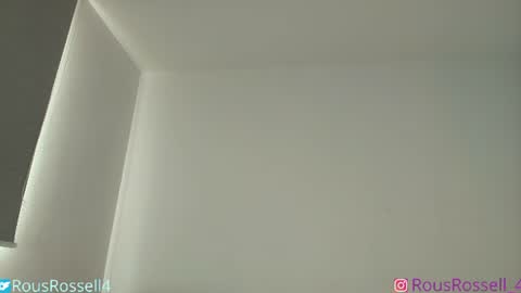 rousrossell_4 online show from August 5, 6:50 pm