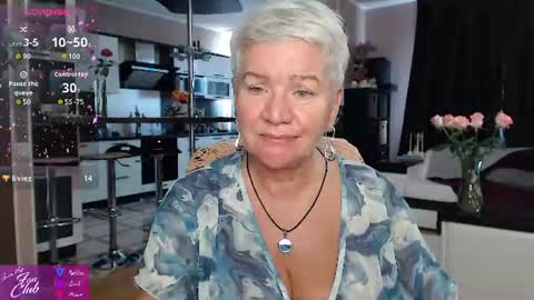 Roxana online show from August 5, 3:54 pm