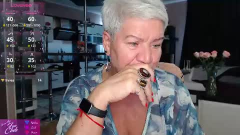 Roxana online show from August 5, 5:00 pm
