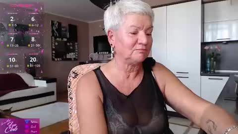 Roxana online show from August 8, 2:50 pm