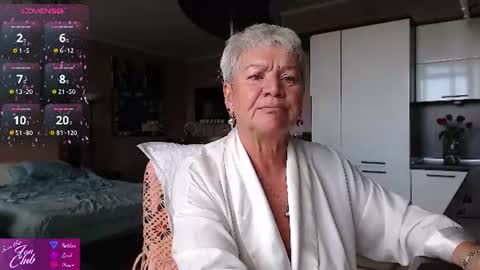 Roxana online show from August 11, 1:13 pm