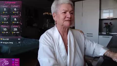 Roxana online show from August 11, 5:15 pm