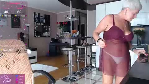 Roxana online show from August 12, 8:38 am