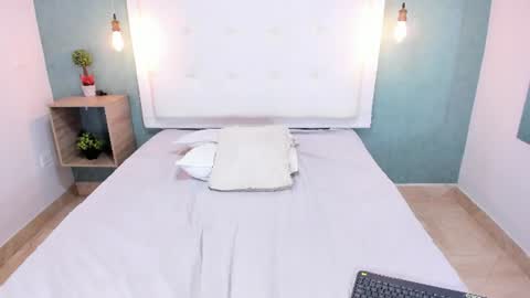 roxanaboobs online show from July 31, 3:51 pm