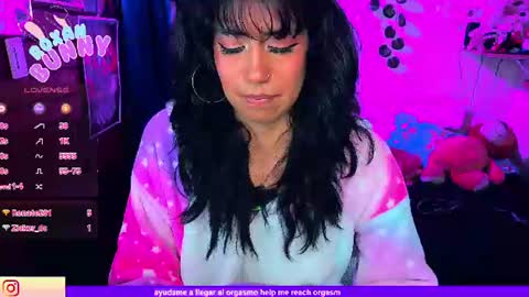 roxxy online show from August 4, 5:37 am