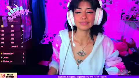 roxxy online show from August 4, 6:43 am