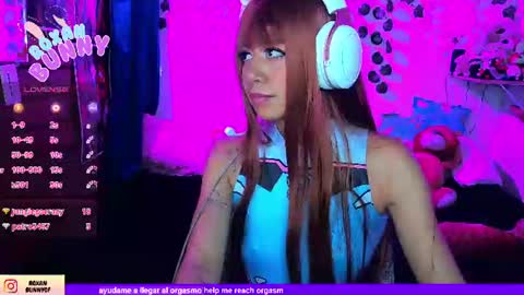 roxxy online show from August 6, 5:06 am