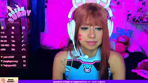 roxxy online show from August 6, 6:12 am