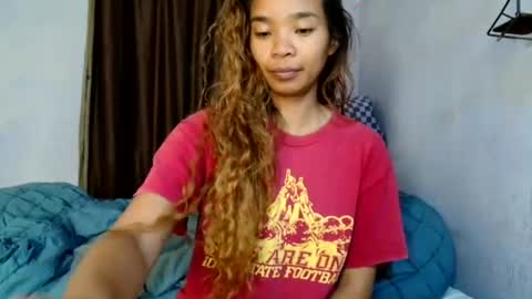 roxanne_98 online show from August 8, 4:12 am