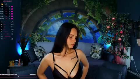Roxanne Blize online show from May 20, 7:15 pm