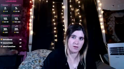 roxanneroulette online show from July 30, 8:32 am