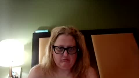 Roxi online show from February 23, 9:30 am