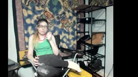 roxihazeleyes online show from August 10, 2:57 am