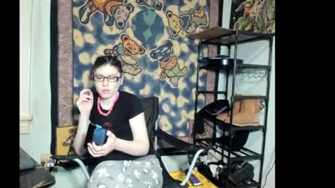roxihazeleyes online show from August 11, 3:08 am