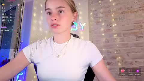 Roxieex ABBY online show from June 17, 6:51 pm