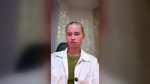 Roxieex ABBY online show from August 16, 7:40 pm