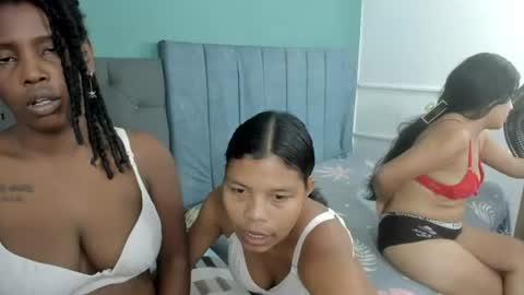 roxxy_velasquez online show from June 15, 1:58 am