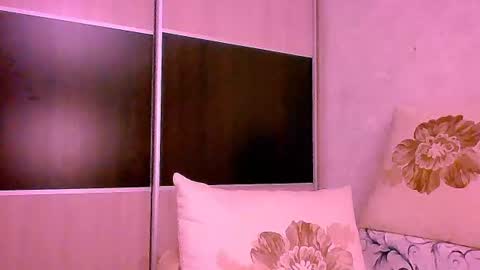 Roxxy Wharton online show from August 14, 8:23 pm