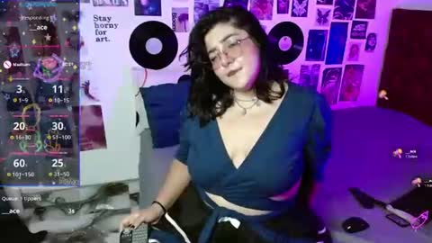 Roxana online show from August 18, 4:40 am