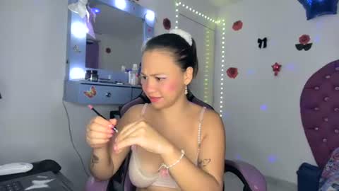 Roxy online show from August 6, 3:16 am