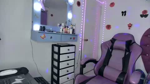 Roxy online show from August 15, 2:59 am