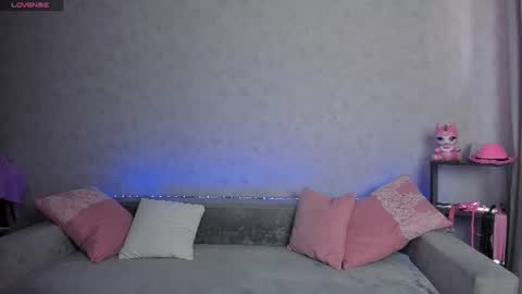 Roxy online show from August 14, 6:50 am