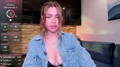 Roxy online show from July 31, 4:45 pm