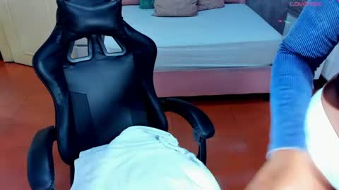 roxy_williamss online show from August 6, 3:16 am