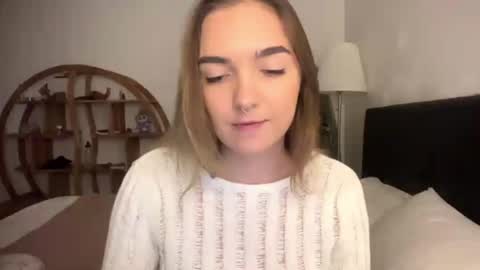Roxy online show from June 25, 2:42 pm