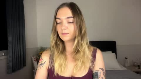 Roxy online show from July 9, 4:01 pm