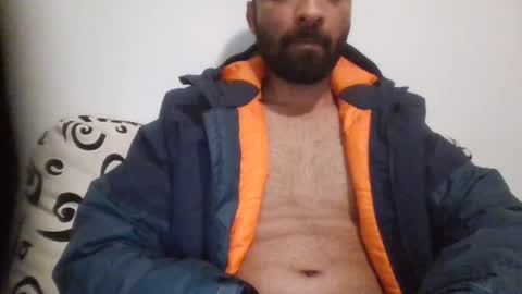 roy018 online show from July 31, 1:39 pm