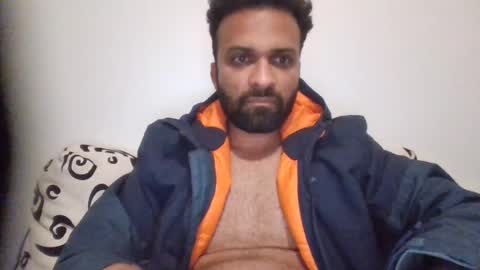 roy018 online show from July 31, 3:40 pm