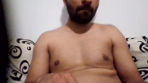 roy018 online show from August 12, 1:46 pm