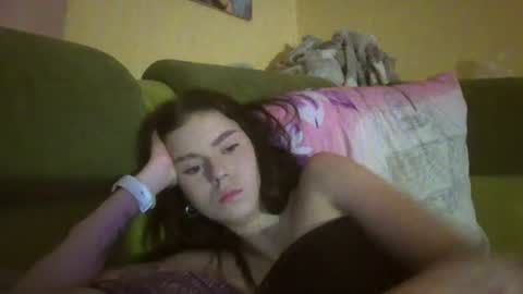 royalvelour online show from July 3, 10:23 pm