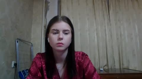 royalvelour online show from July 21, 10:45 pm