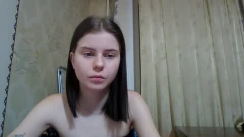 royalvelour online show from July 28, 1:55 am