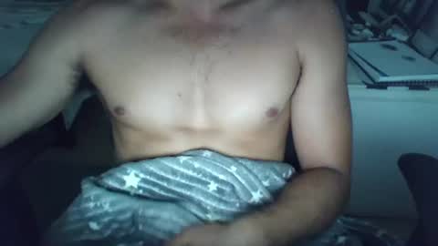 royjames1 online show from June 27, 9:39 pm