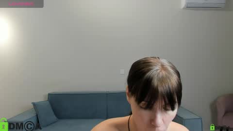 Bella online show from May 28, 10:40 am