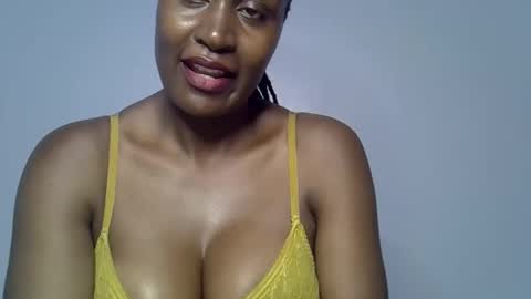 rozie34 online show from May 2, 8:46 pm